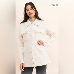 Women's Medium Cream Flat White Knit Sweater Coat